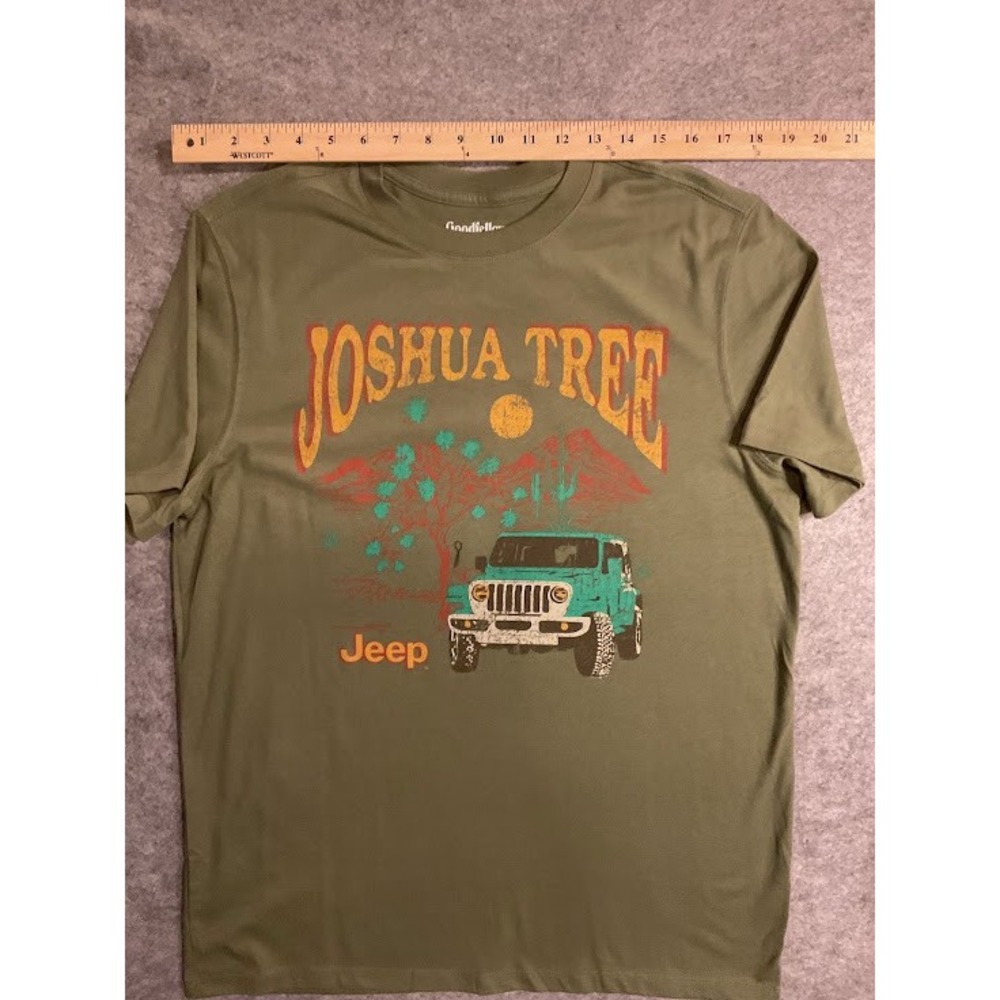 NWT‎ Goodfellow & Co Men's Joshua Tree Jeep Graphic T-Shirt Olive Green Size M - Picture 2 of 7